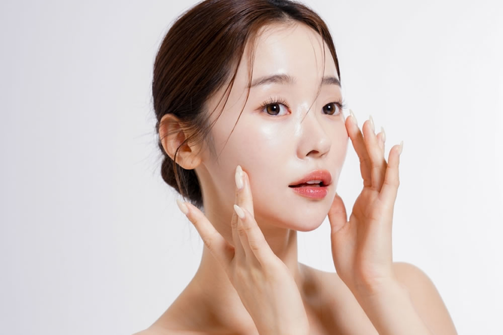 小顔・フェイスライン・たるみ